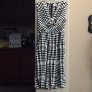 Urban Outfitters Jumpsuit / Romper sz 6